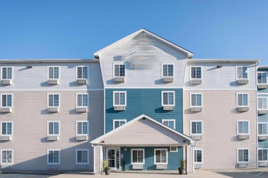 WoodSpring Suites Columbus Fort Benning Bldg 2 Main image 1